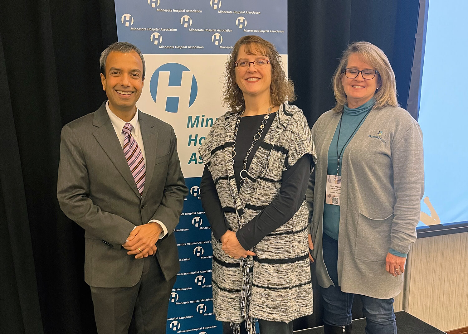 Dr. Shaneen Schmidt was recognized at the Minnesota Hospital Association for earning the Advanced Trustee Certification. Astera Health Wadena, MN